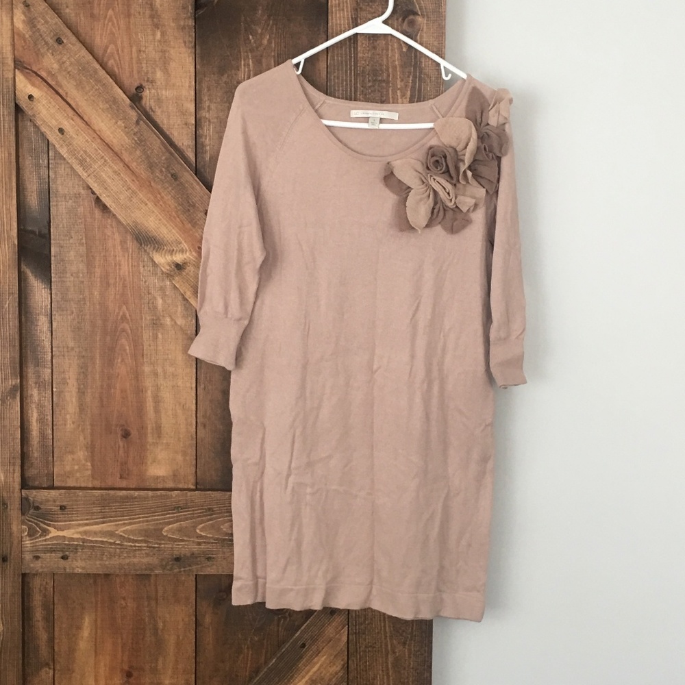 LAUREN CONRAD sweater dress with wool flowers